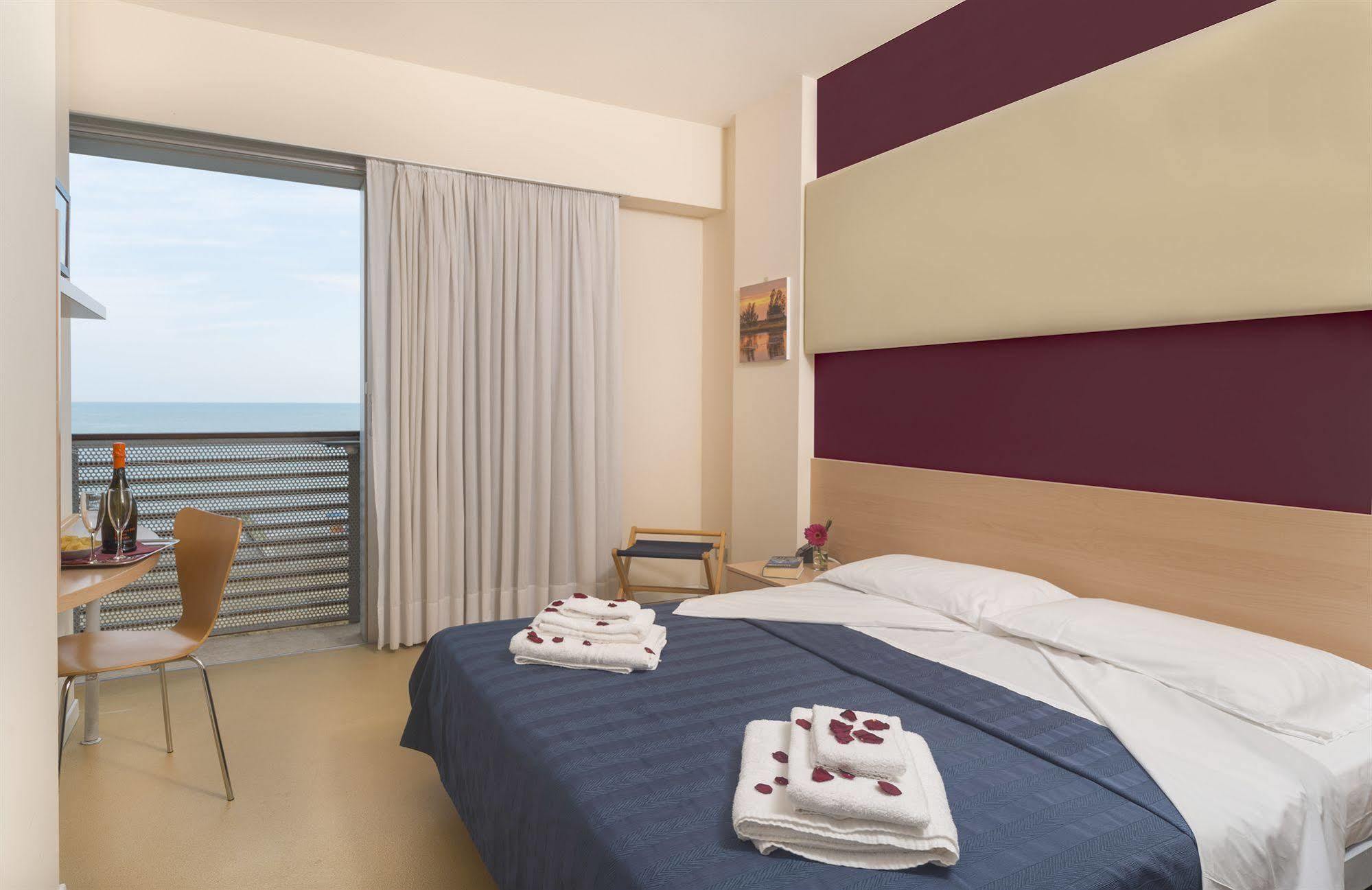 Hotel Rosanna 3 Stelle Superior Lido di Jesolo Ngoại thất bức ảnh